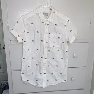 The Children's Place White Short Sleeve Button-Down Shirt with Red Flag Print